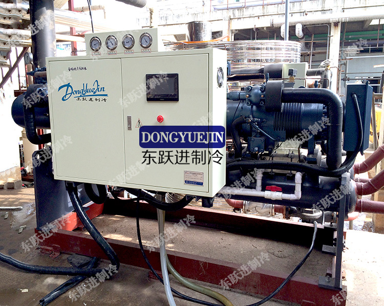 低溫螺桿式冷凍機 低溫螺桿式冷凍機
