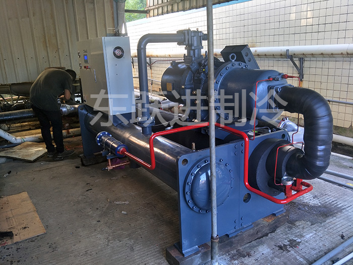 水冷螺桿冷水機(jī) 水冷螺桿冷水機(jī)